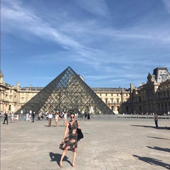 Meet your Posher, Kate - Picture 2 of 8